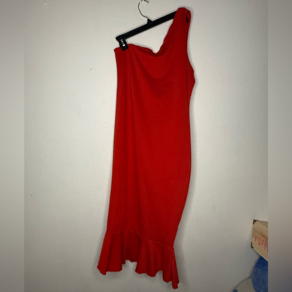 Red One-Shoulder Ruffle Hem Dress